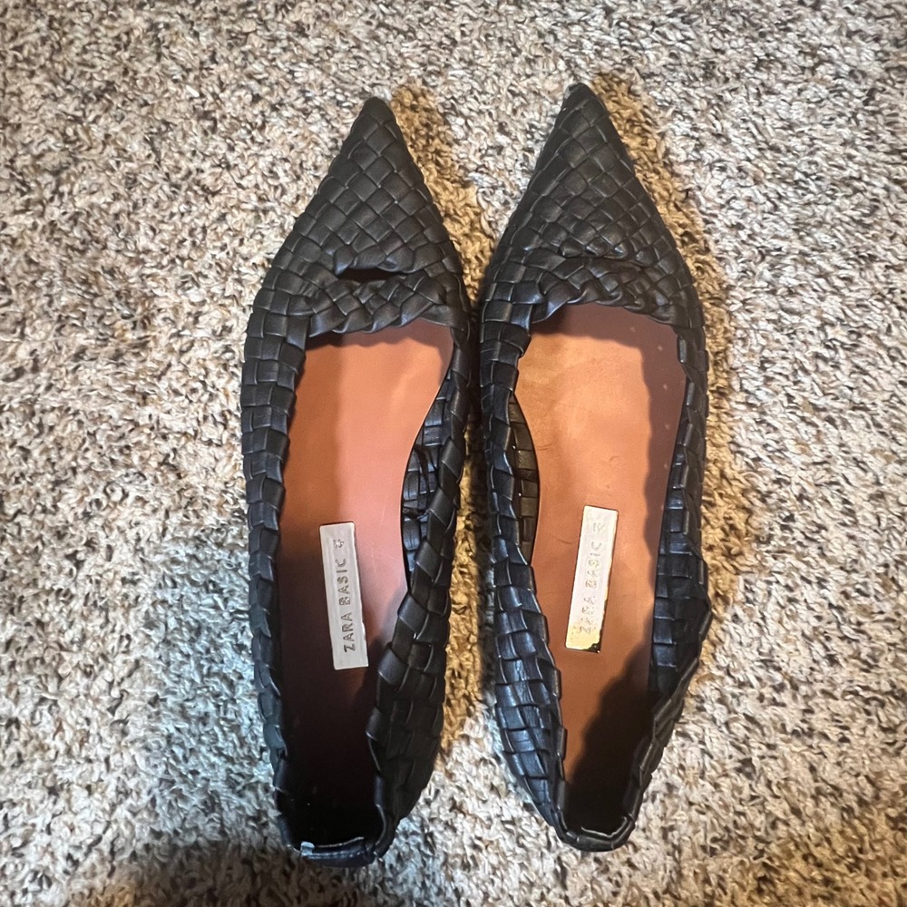 Zara Basic Black Woven Pointed Toe Ballet Flats Womens Size 41 US 10 Slip On